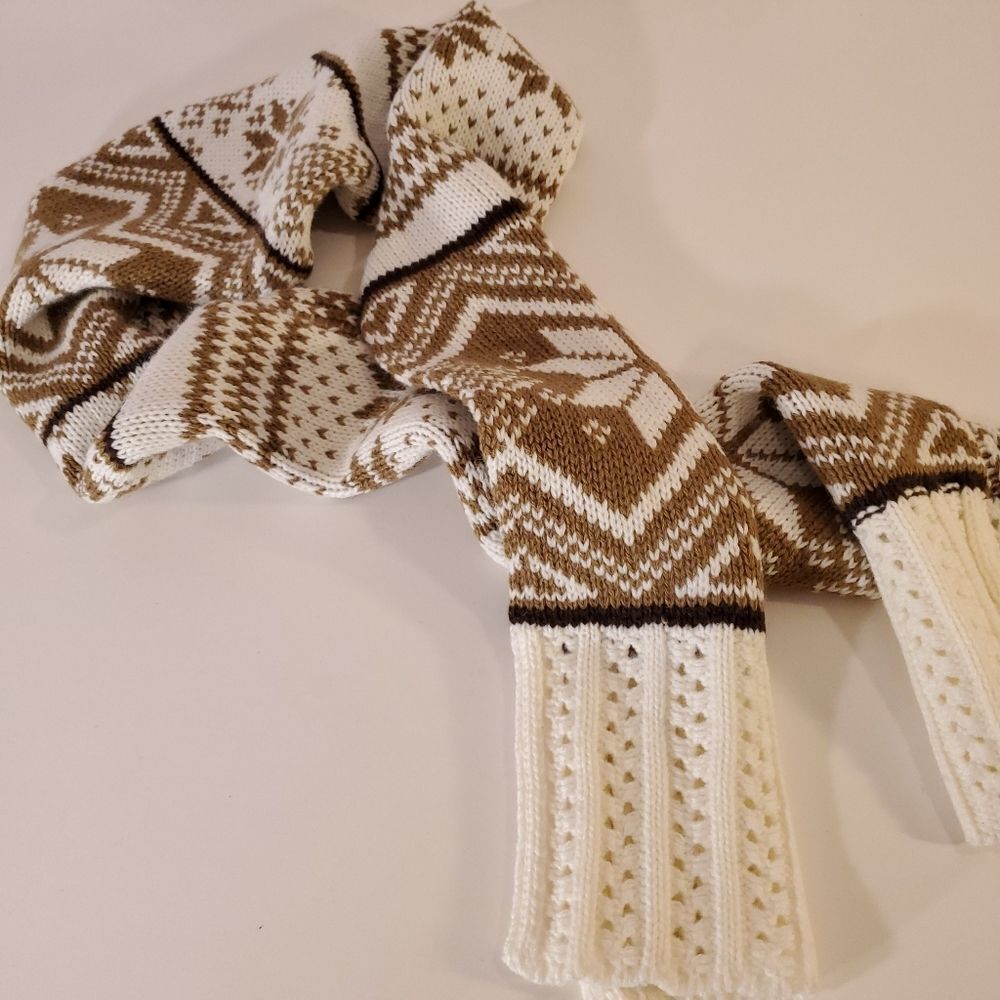 Cute winter scarf‎